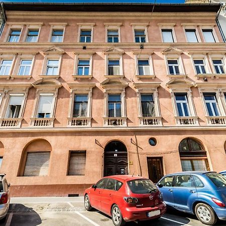 Bpr A2 Downtown Comfy Apartment Budapest Esterno foto