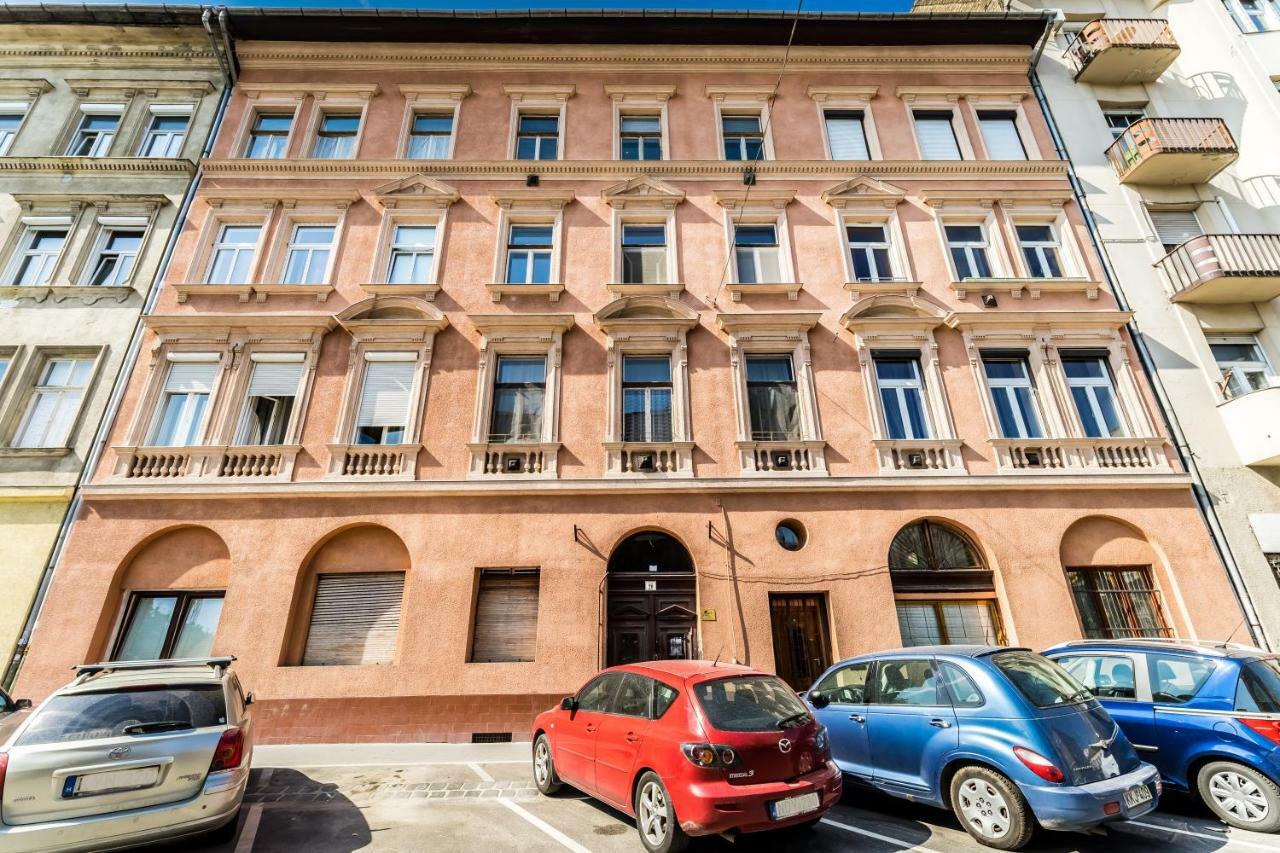 Bpr A2 Downtown Comfy Apartment Budapest Esterno foto