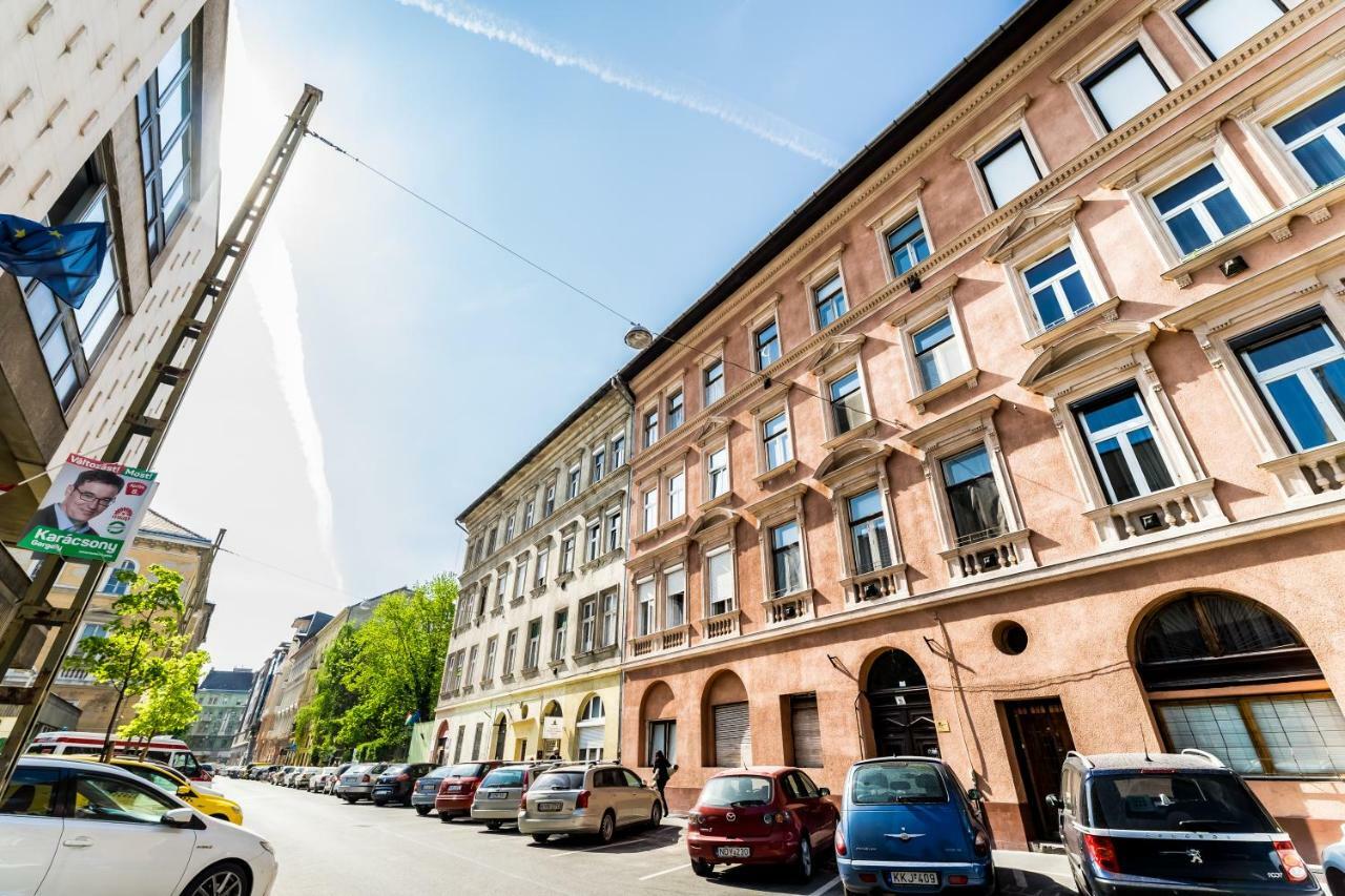 Bpr A2 Downtown Comfy Apartment Budapest Esterno foto