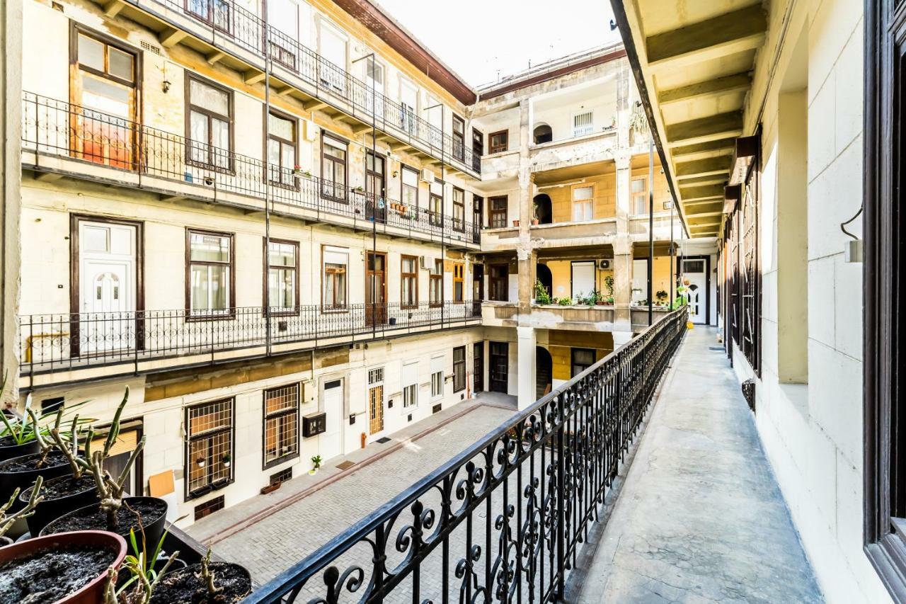 Bpr A2 Downtown Comfy Apartment Budapest Esterno foto
